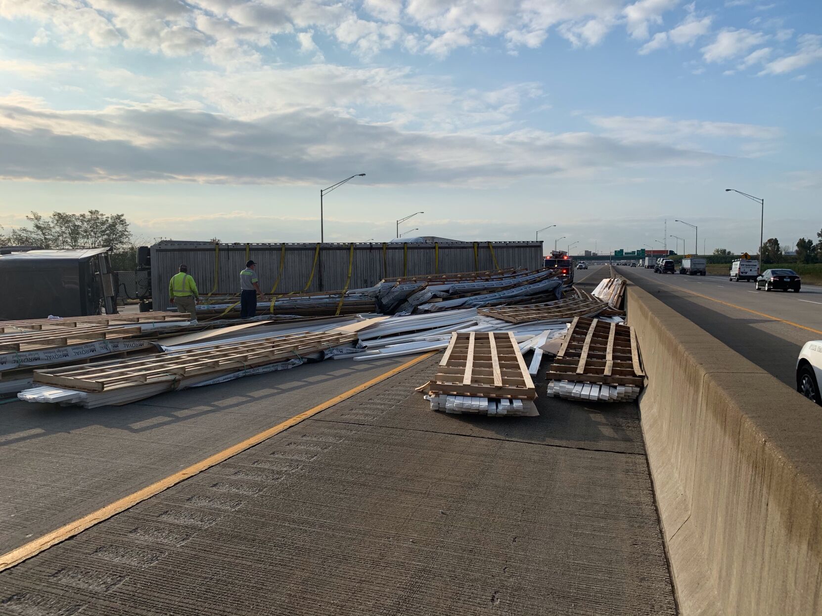 INTERSTATE 65 NB CRASH OF A SEMI - 10-21-2020 - COURTESY ISP (1).JPG